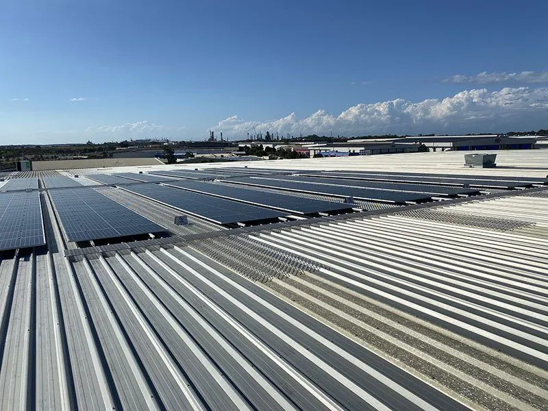 Goodman Lytton commercial solar array